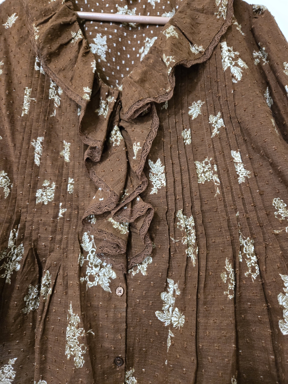 Ultra Pink 100% Cotton Brown Floral Ruffle Blouse - Picture 3 of 9